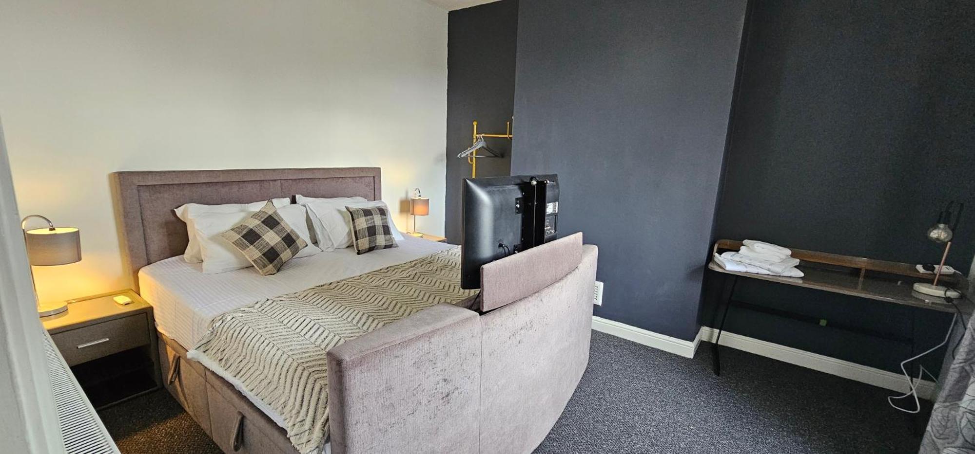 Apartment The Wolves Luxe Wolverhampton